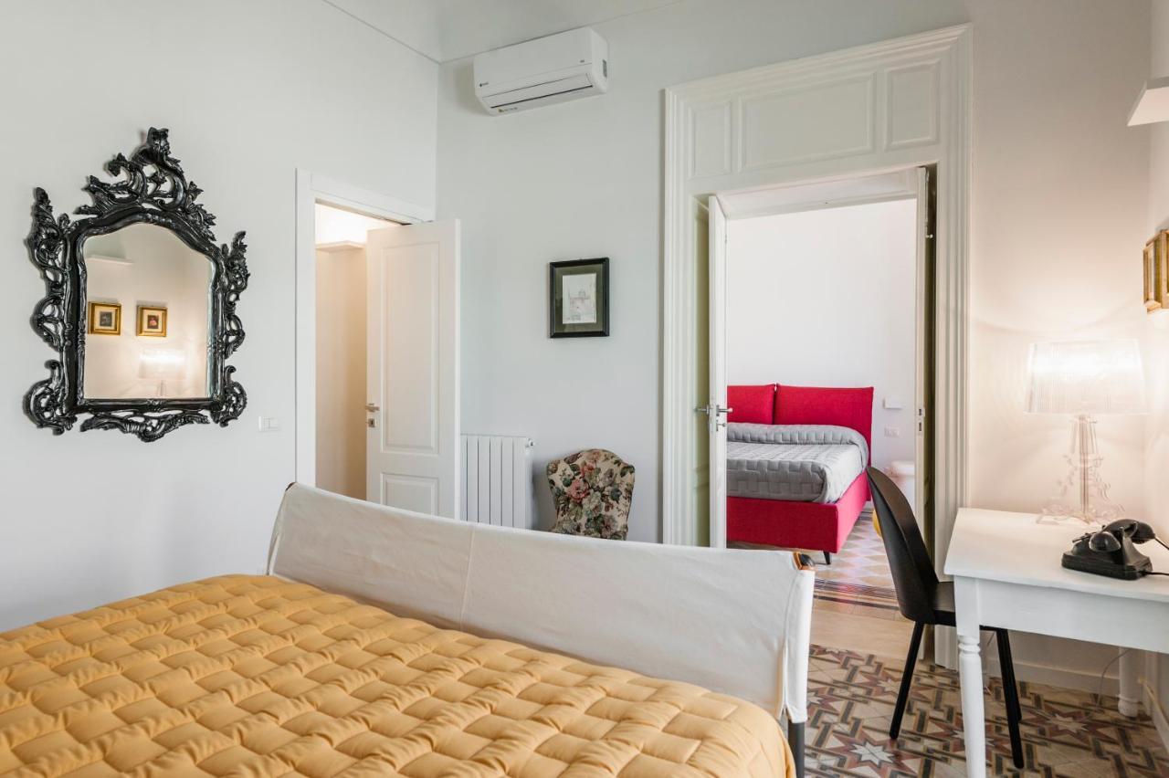 2 Soru Ortigia Holiday Home - Attico Con Terrazza Syrakusa Exteriör bild